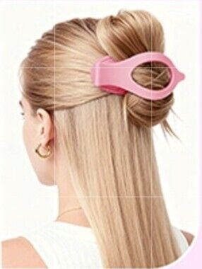 3 FOR $15  💕 Strong Hold Claw Clip Fashionable Hair Accessories